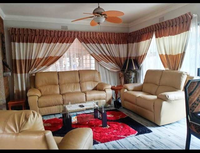 3 BEDROOM HOUSE FOR SALE IN BRACKENDOWNS